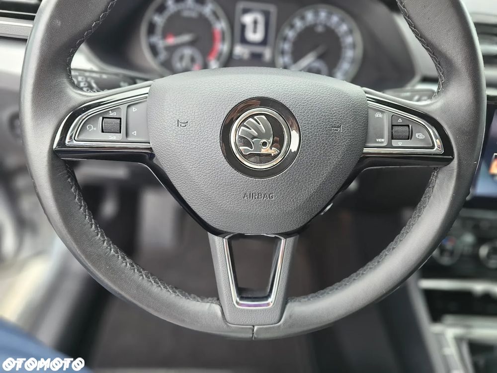 Skoda Superb 1.5 TSI Ambition - 19