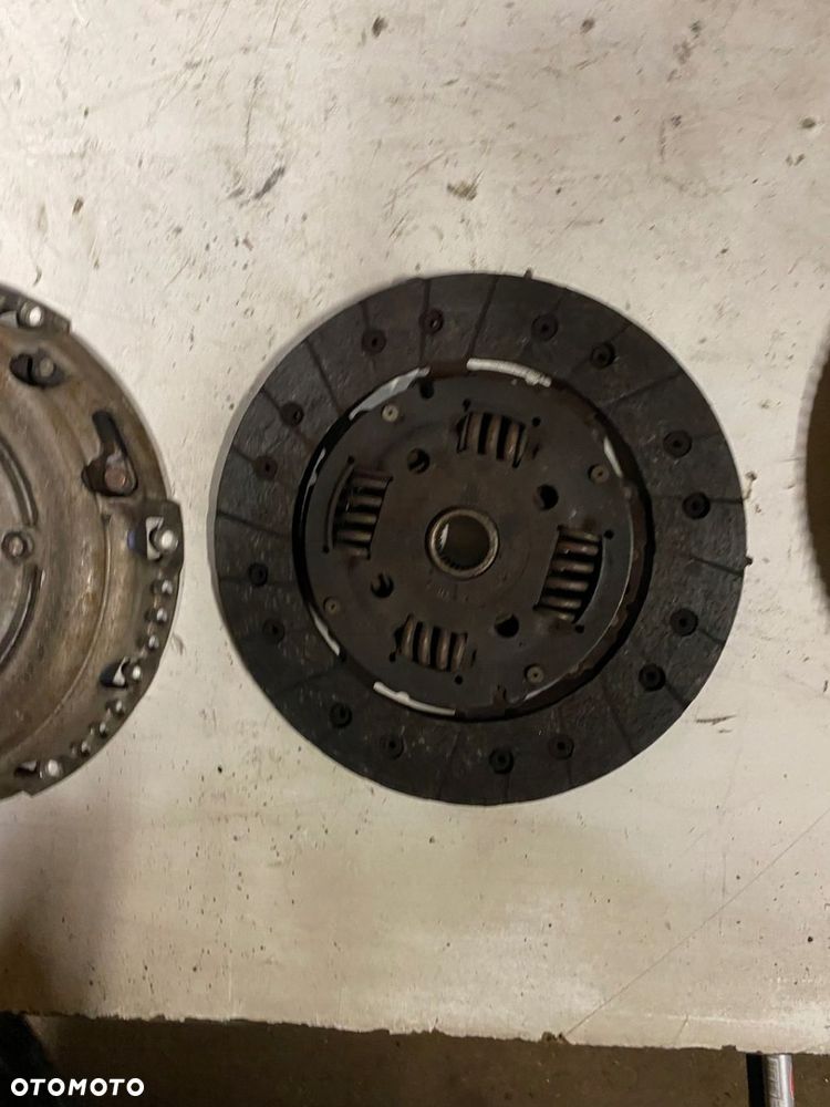 Sprzęgło kompletne 1.4 tsi VW Golf VI - 2