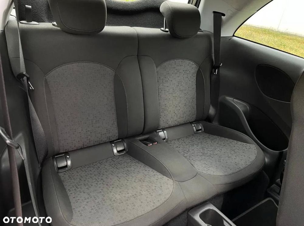 Opel Adam 1.2 - 17