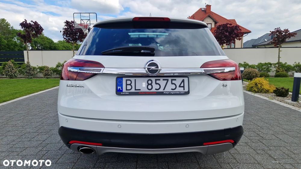 Opel Insignia Country Tourer 2.0 Diesel 4x4 Exclusive - 33