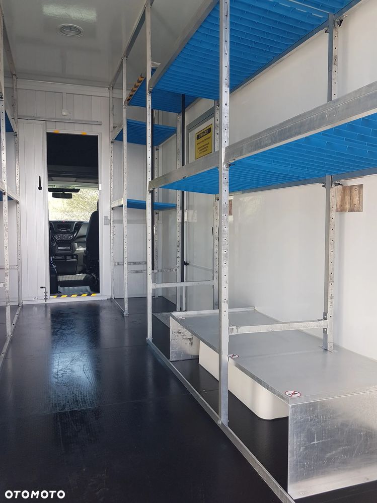 Iveco DAILY KONTENER NISKOPODŁOGOWY 4,43x2,23x2,42 SKLEP KAMPER FOODTRUCK BAR KLIMA KONIOWÓZ - 19