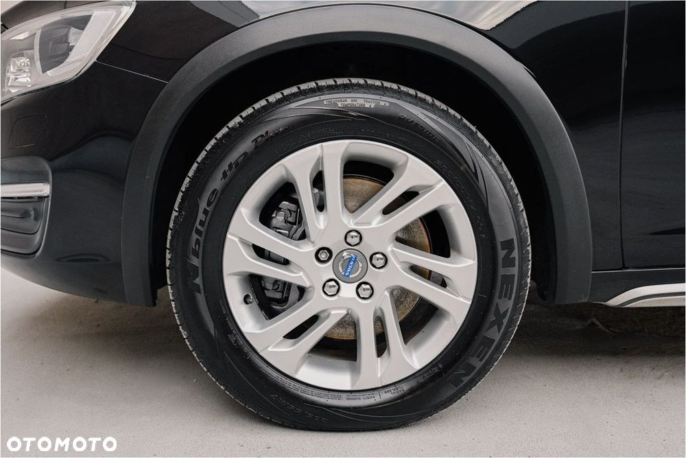 Volvo V60 Cross Country D4 Geartronic Summum - 17