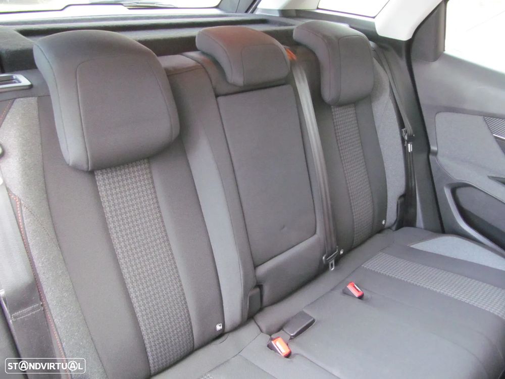 Peugeot 3008 PureTech 130 Stop & Start GPF Active Business-Pack - 9