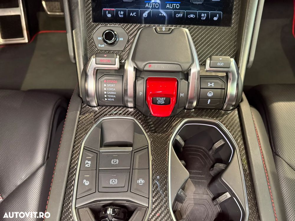Lamborghini URUS - 27