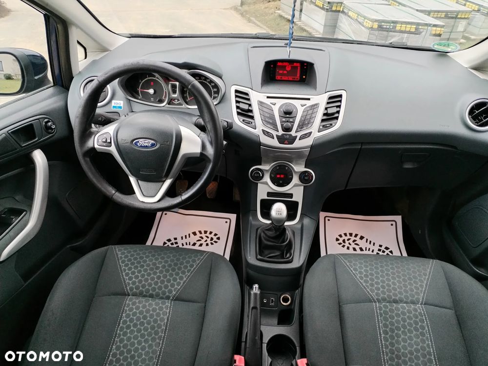 Ford Fiesta - 18