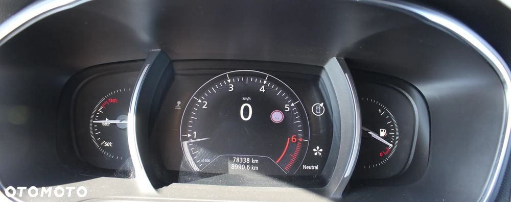 Renault Megane ENERGY TCe 130 INTENS - 25