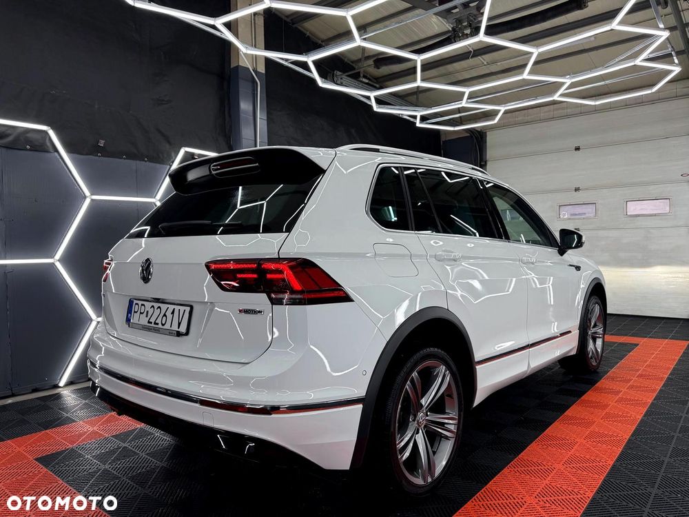 Volkswagen Tiguan 2.0 TDI SCR 4MOTION DSG Highline - 11