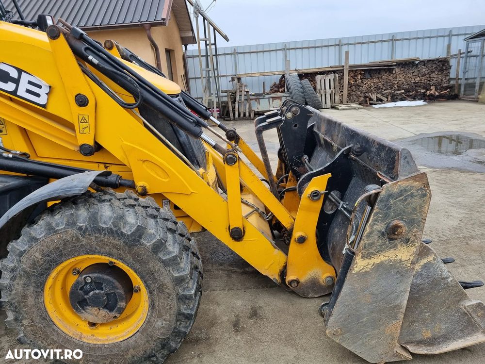 JCB 3CX - 5