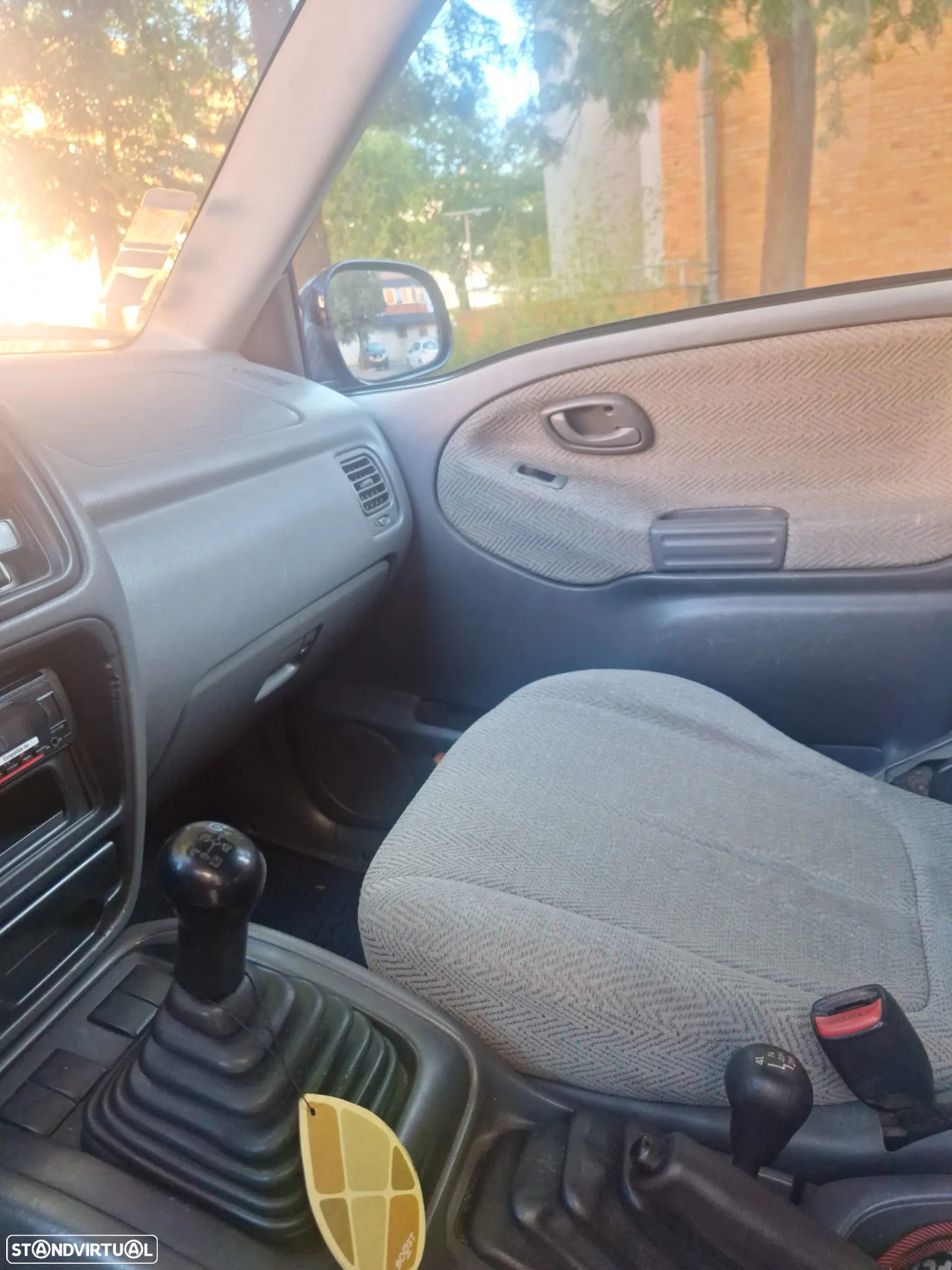 Suzuki Grand Vitara Metal Top 2.0 TDi - 6