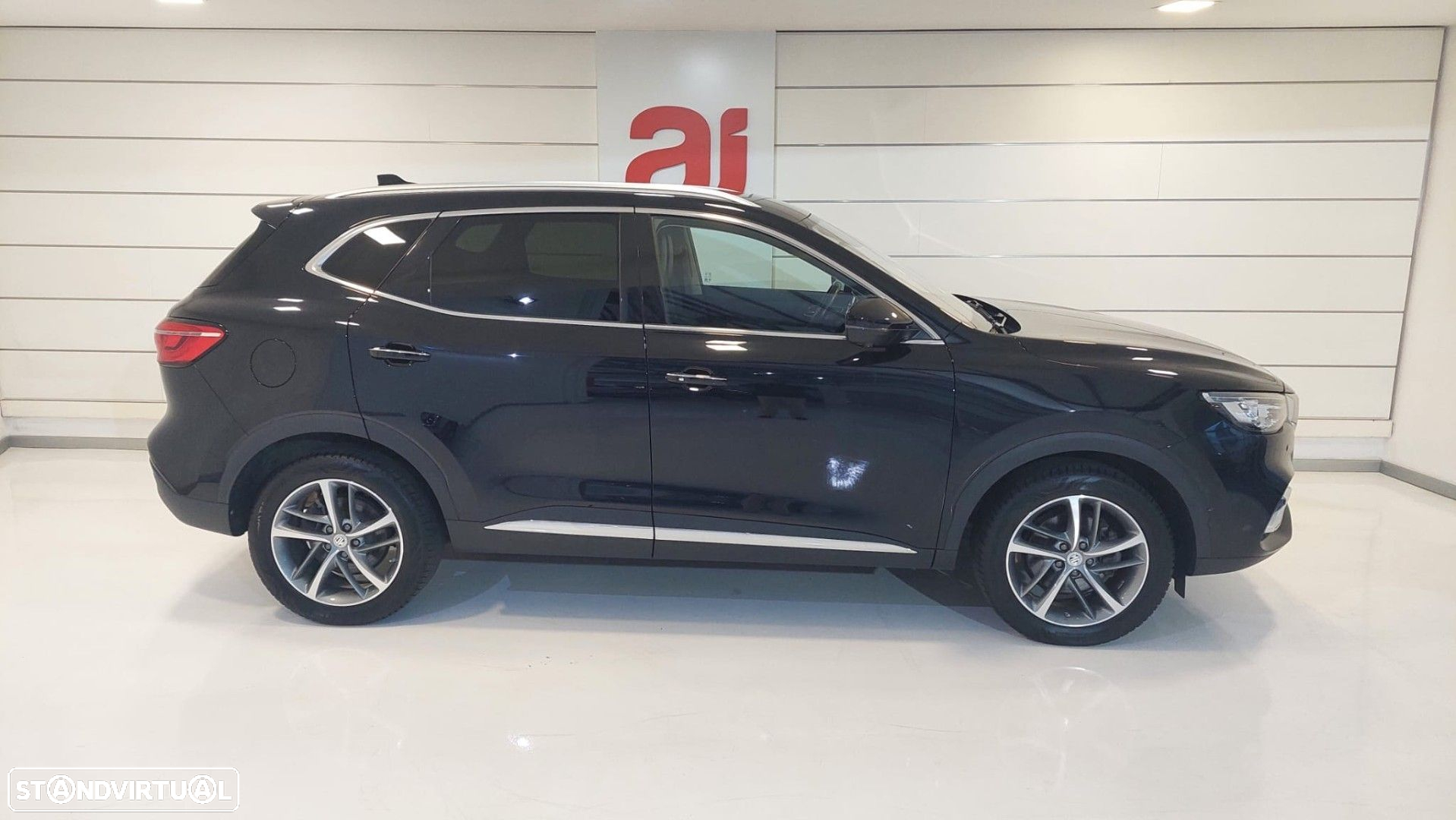 MG EHS 1.5 T-GDI Plug-in Hybrid Luxury - 4