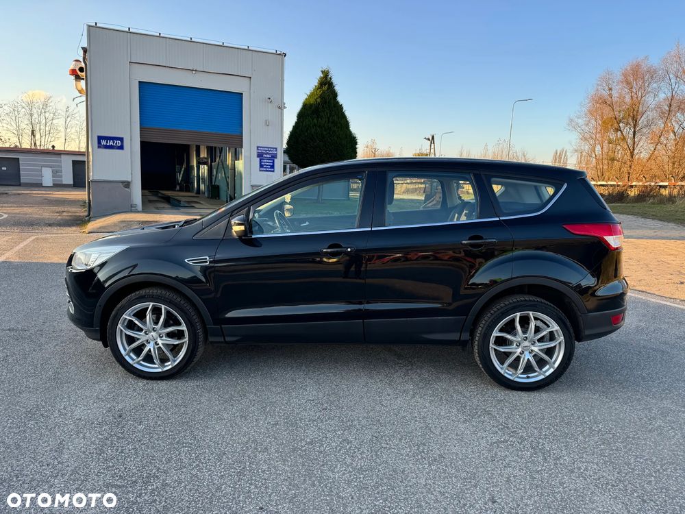 Ford Kuga 1.6 EcoBoost 2x4 Titanium - 11