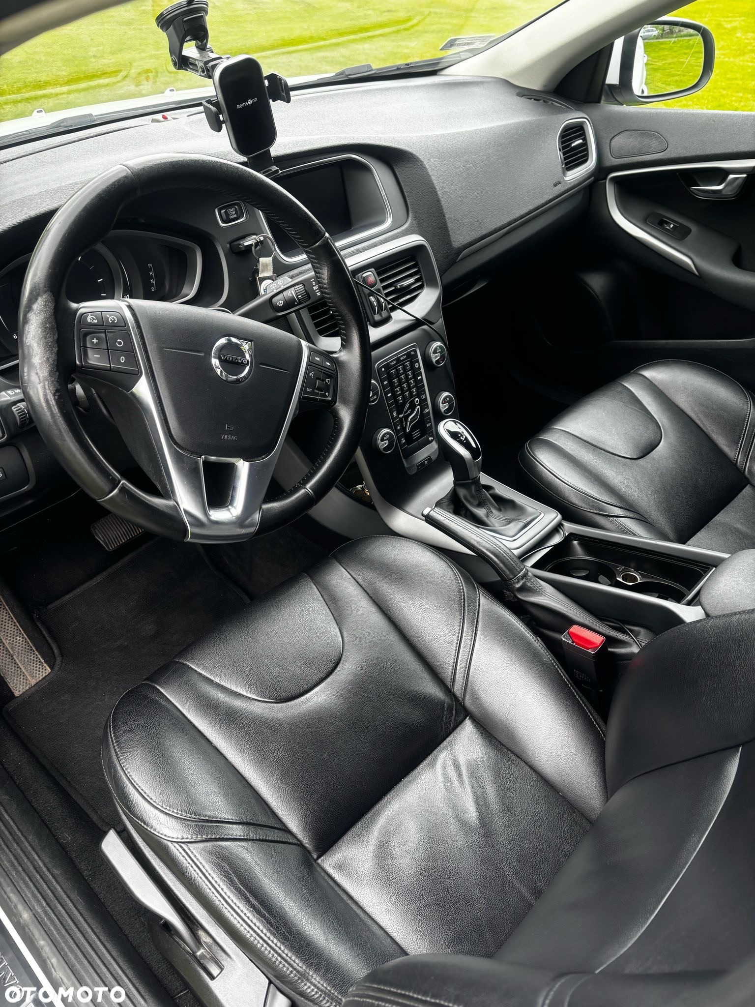Volvo V40 D3 Drive-E Momentum - 13
