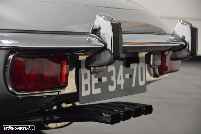 Jaguar E-Type - 41