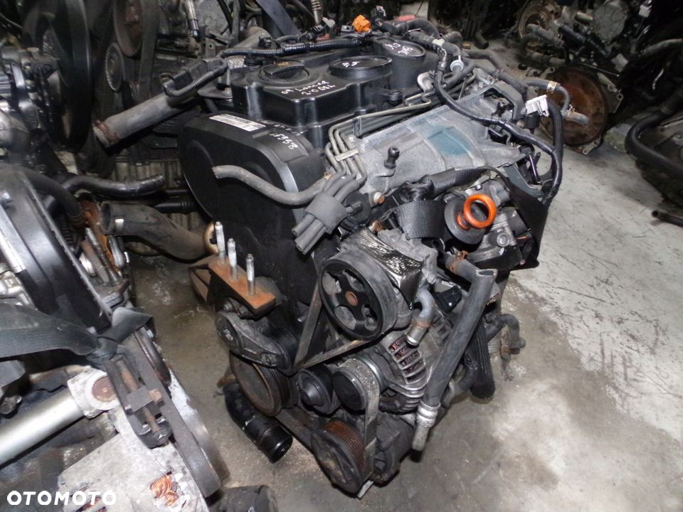 silnik kompletny Mitsubishi Outlander Lancer Grandis 2.0 DiD BWC - 2