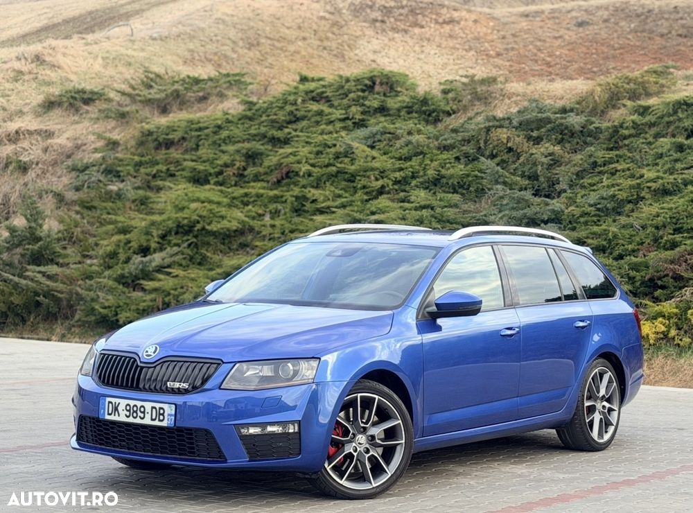 Skoda Octavia 2.0 TDI DSG RS - 2