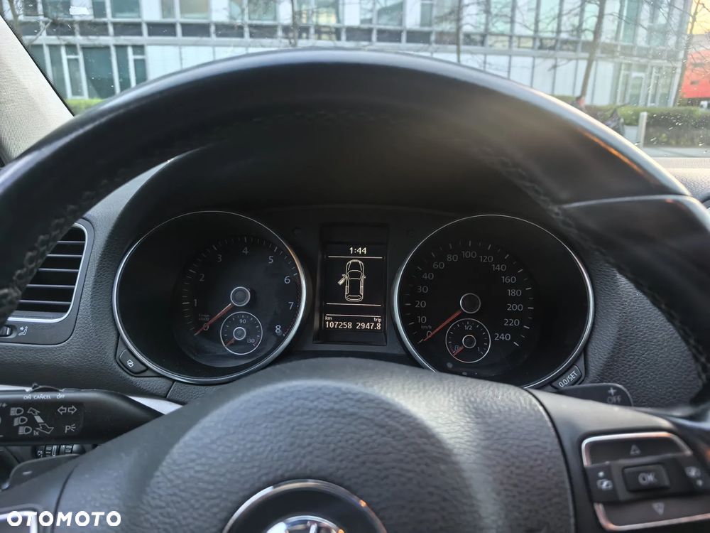 Volkswagen Golf 1.4 TSI Comfortline DSG - 4