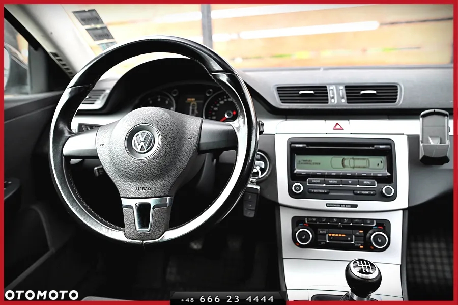 Volkswagen Passat 1.4 TSI Perfectline - 17