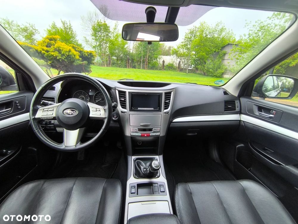 Subaru Legacy 2.0D Exclusive - 9