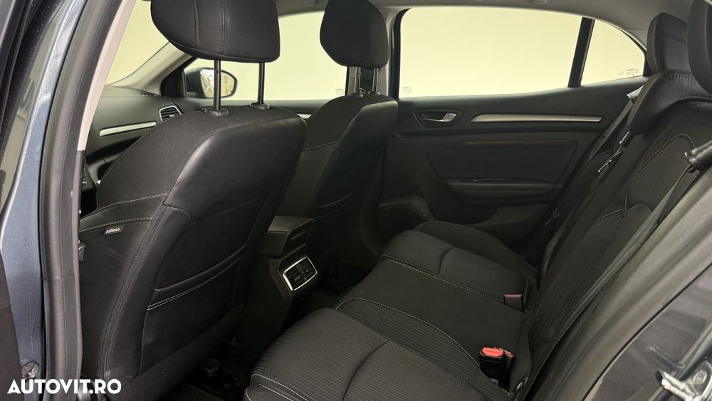 Renault Megane TCe GPF Business - 9