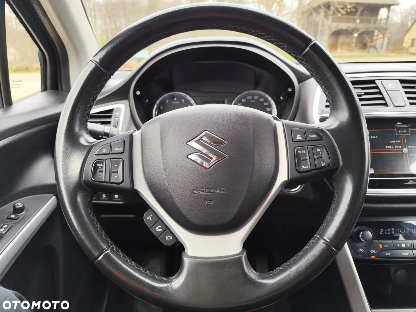 Suzuki SX4 - 22