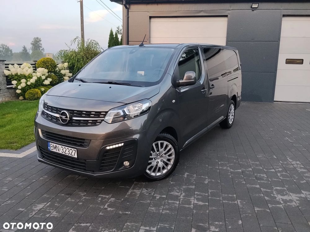 Opel Vivaro - 1