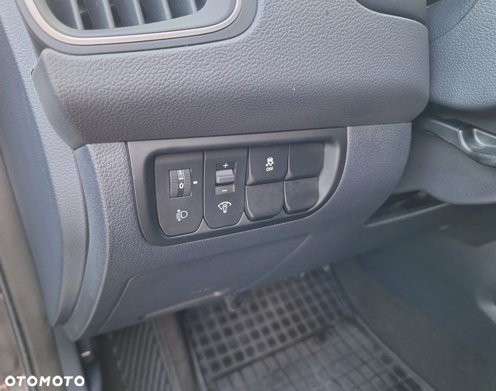 Kia Rio 1.2 L Business Line - 28