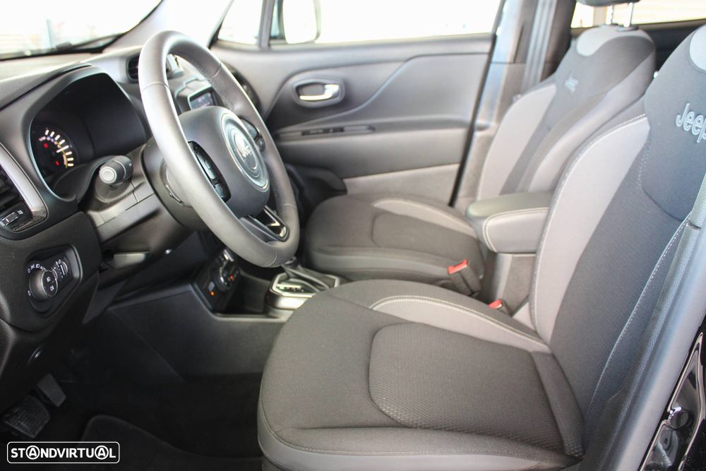 Jeep Renegade 1.3 T-GDI 4xe Auto Altitude - 9