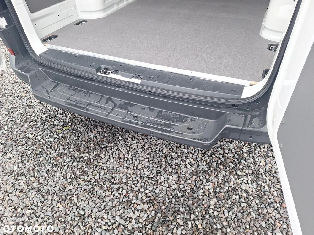 Volkswagen Crafter 35 furgon wysoki dach, 2,0 TDI 177KM, przedni, 6-bieg manualna 3640 mm, Euro 6 - 19