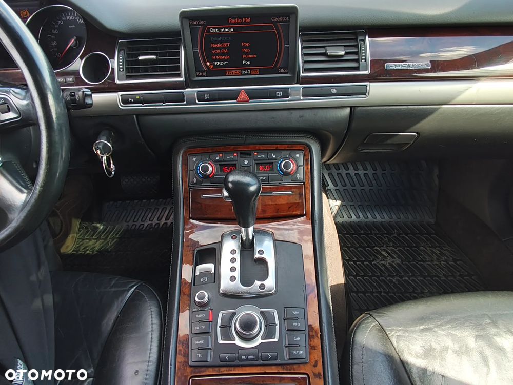 Audi A8 - 15