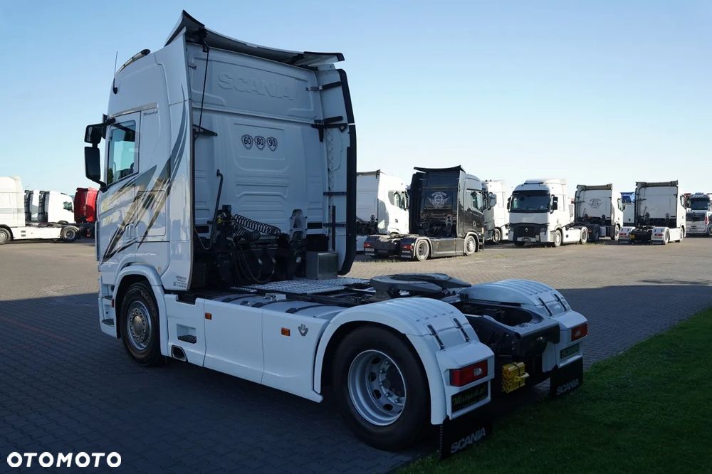 Scania S 580 / V8 / RETARDER / KLIMA POSTOJOWA / CAŁA NA PODUSZKACH / SKÓRY / - 7