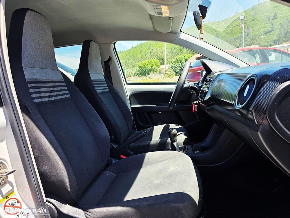 VW Up! - 13