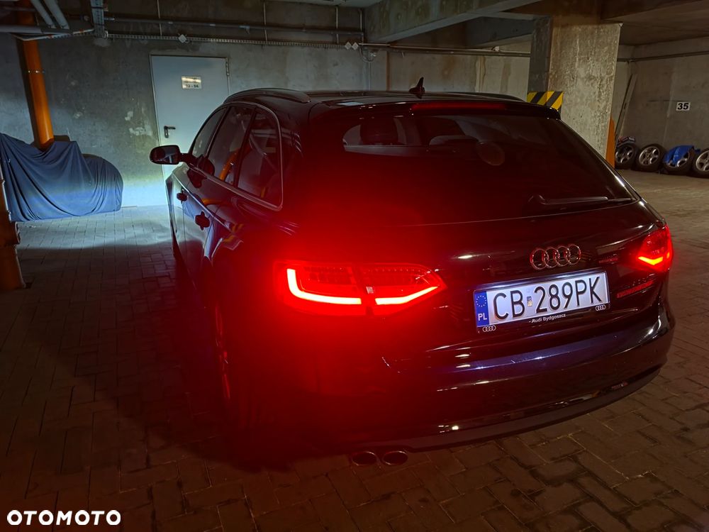 Audi A4 Avant 2.0 TDI - 14