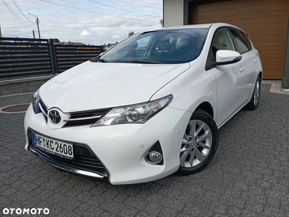 Toyota Auris 1.6 Valvematic START Edition - 2