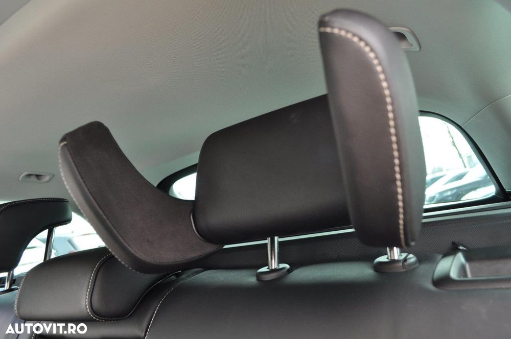 Skoda Superb 2.0 TDI DSG Premium Edition - 21