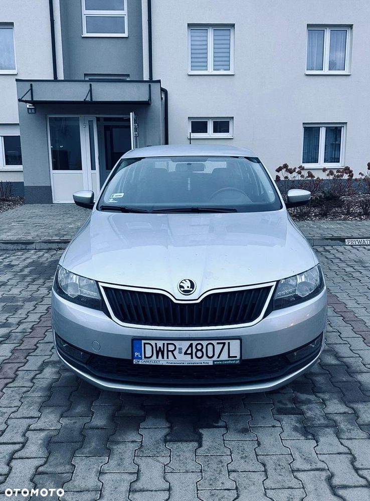 Skoda RAPID 1.6 TDI DPF Ambition - 1