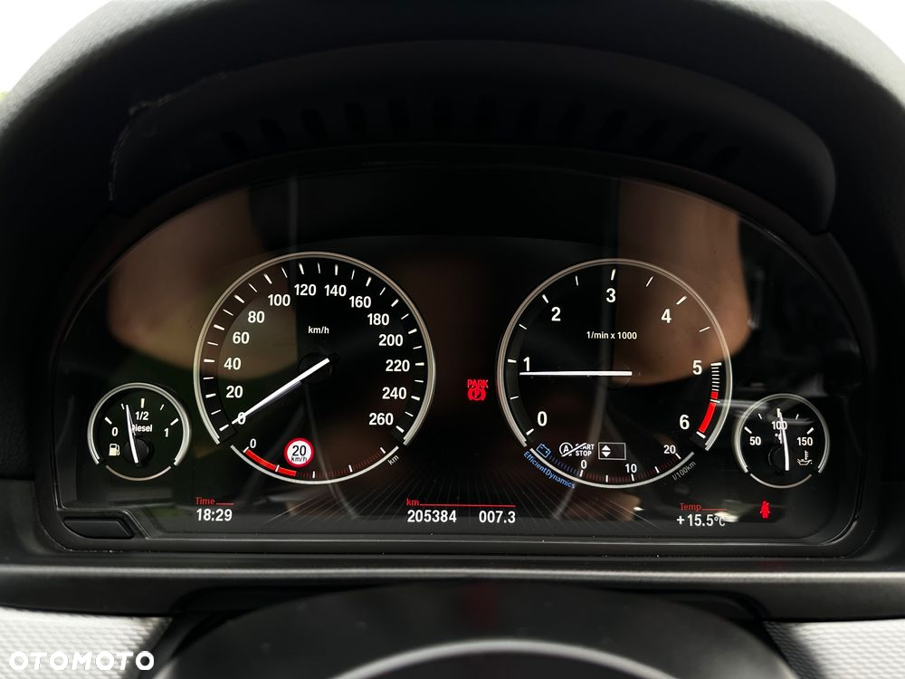BMW Seria 5 520d - 19