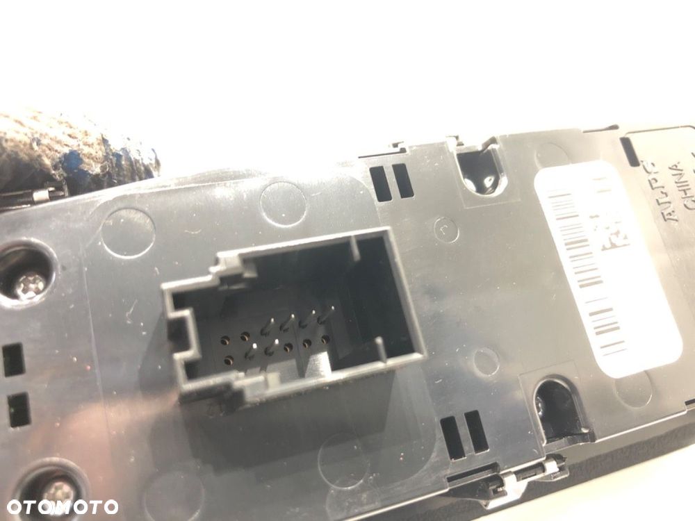 PRZEŁĄCZNIK SZYB  MINI MINI CLUBMAN (F54) 2014 - 2022 Cooper S ALL4 141 kW [192 KM] benzyna 2015 - - 4