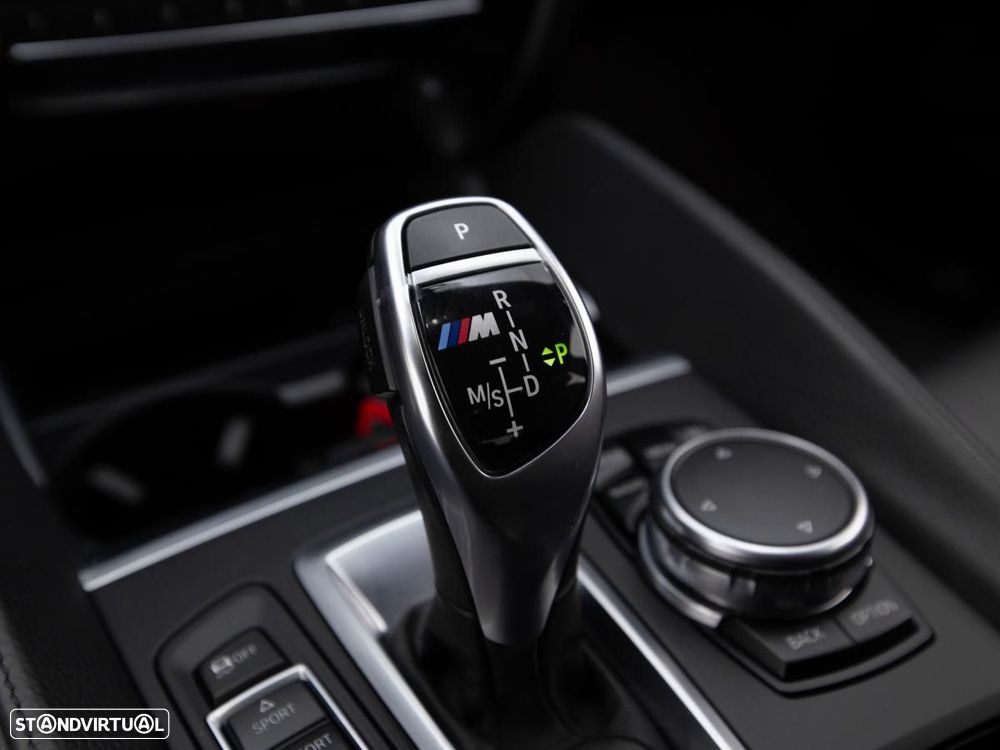 BMW X6 M50 d xDrive - 23