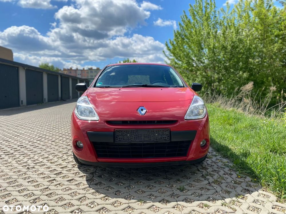 Renault Clio - 9