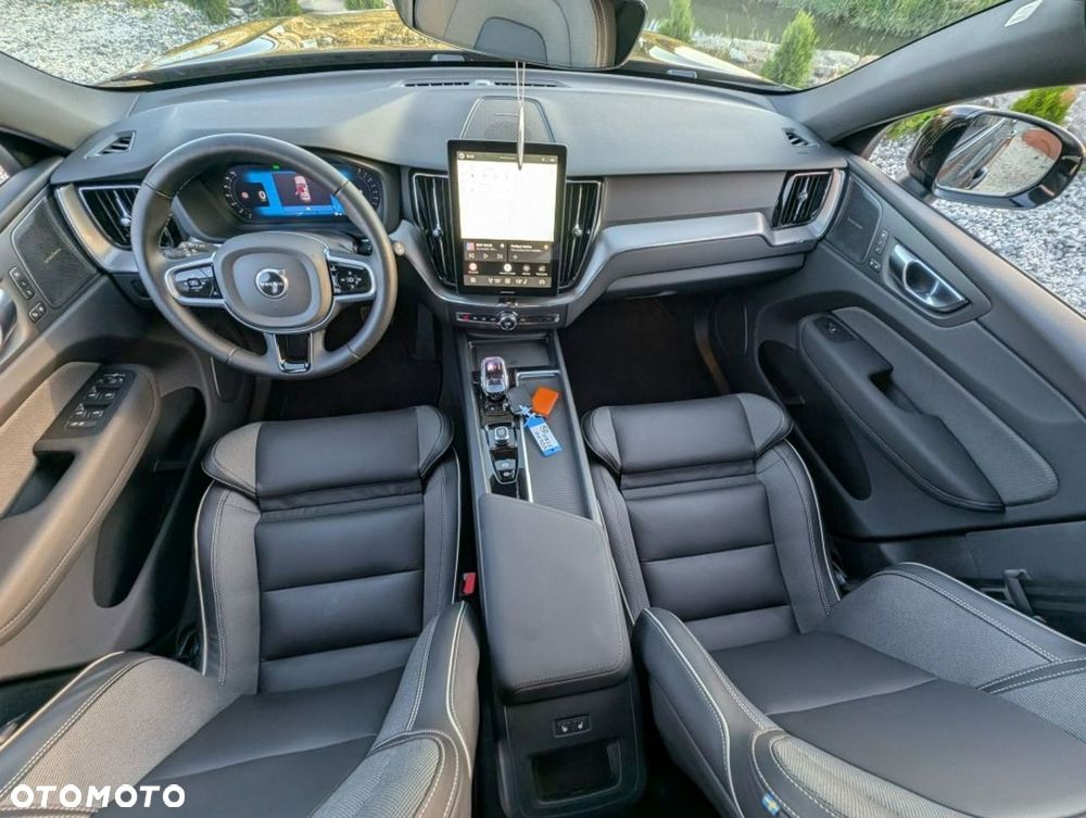 Volvo XC 60 2025