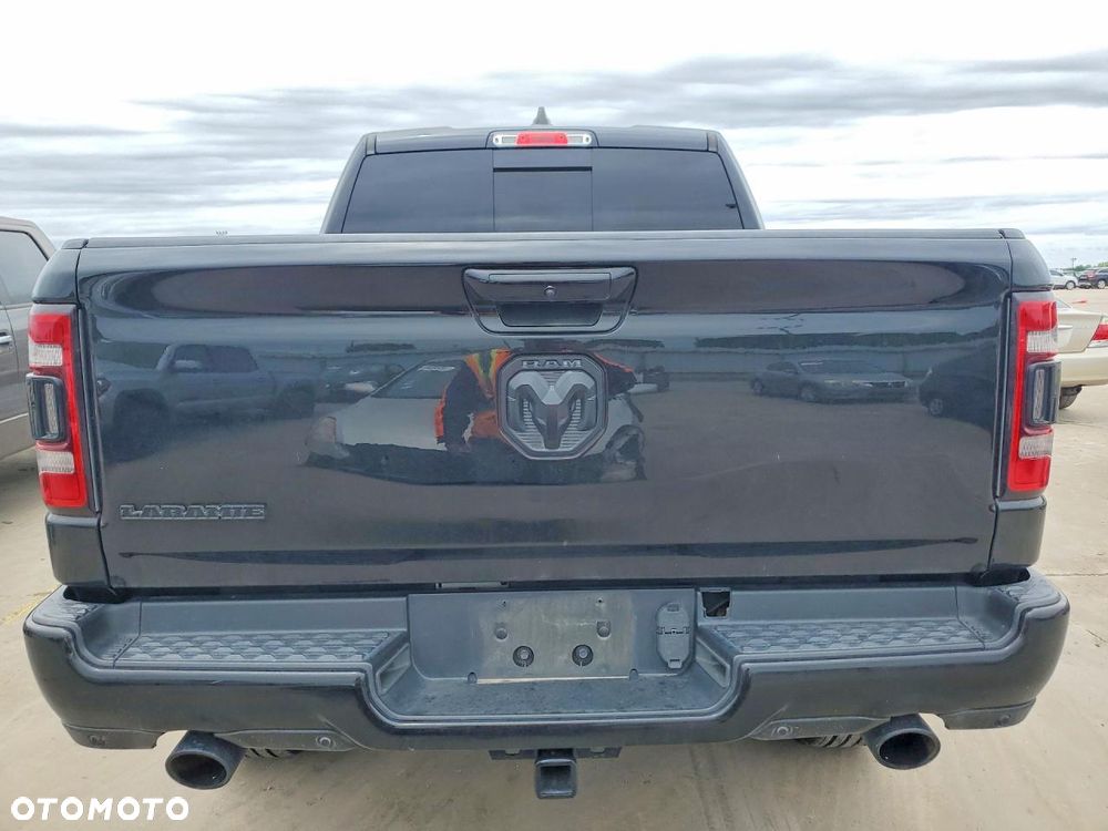 RAM 1500 5.7 Crew Cab Laramie - 7