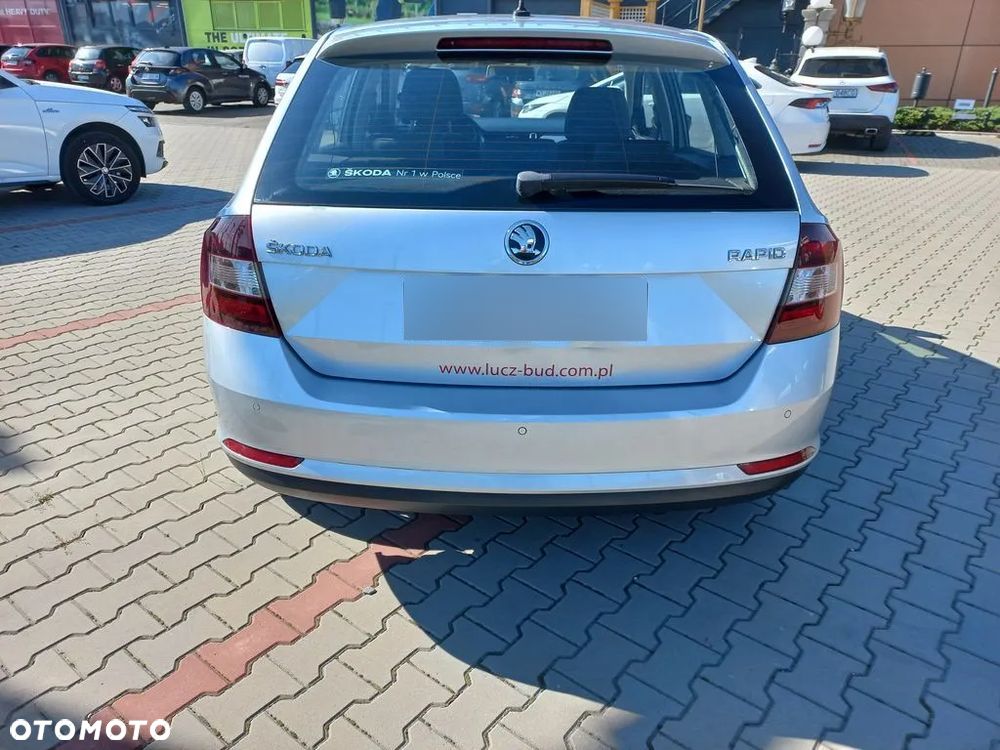 Skoda RAPID 1.6 TDI DPF Ambition - 4
