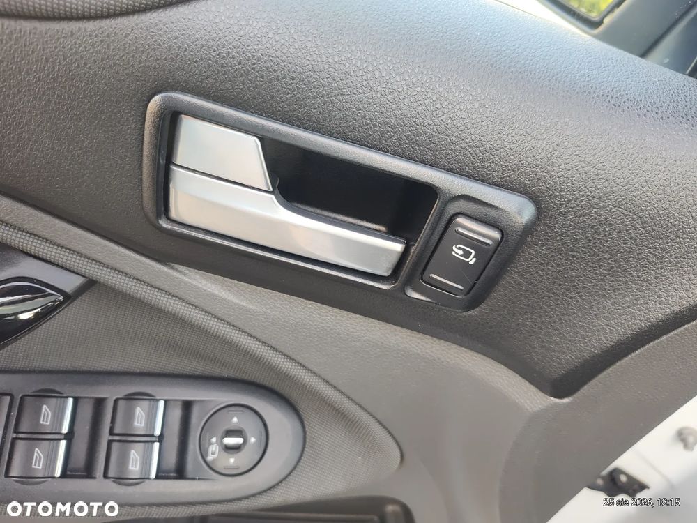 Ford Kuga 2.0 TDCi Titanium - 27