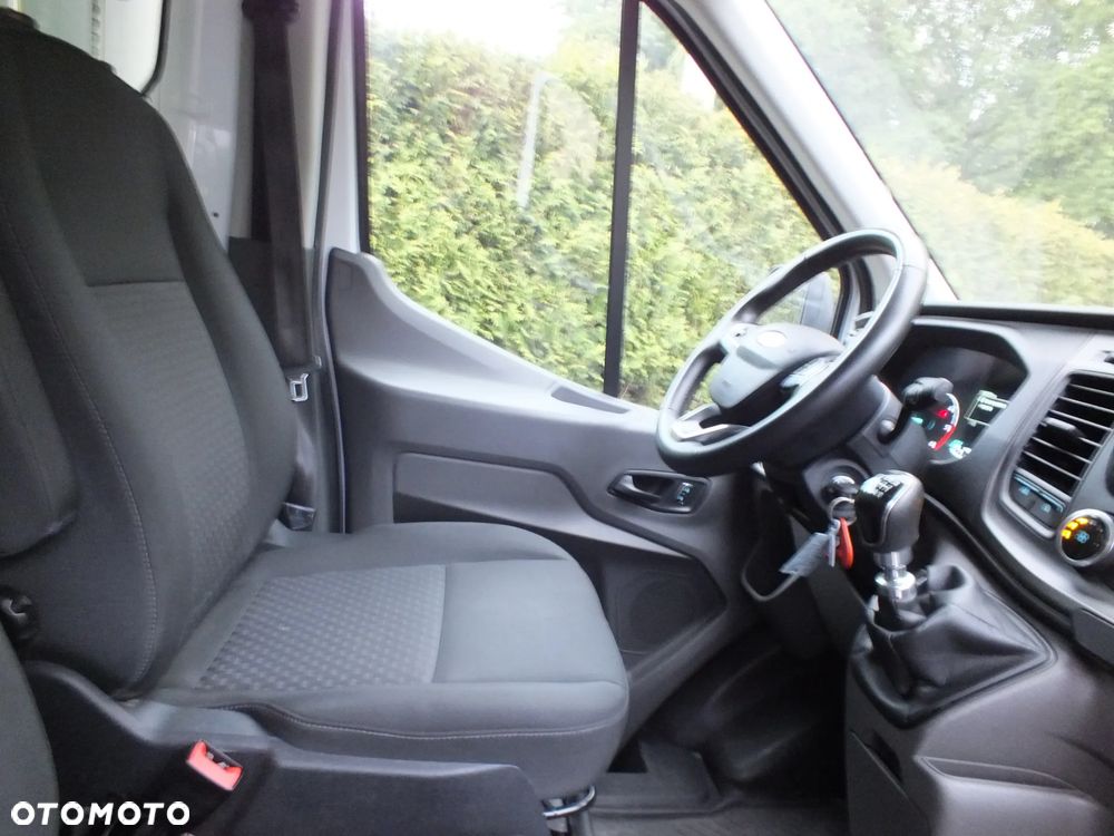 Ford Transit - 15
