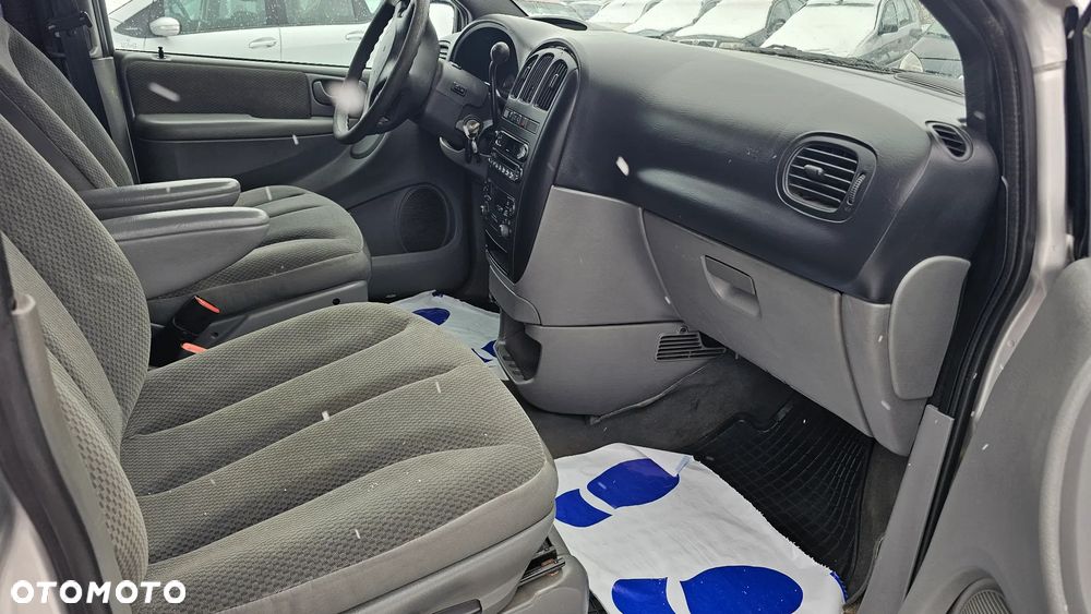 Chrysler Grand Voyager 2.8 CRD Executive LX S&G - 14
