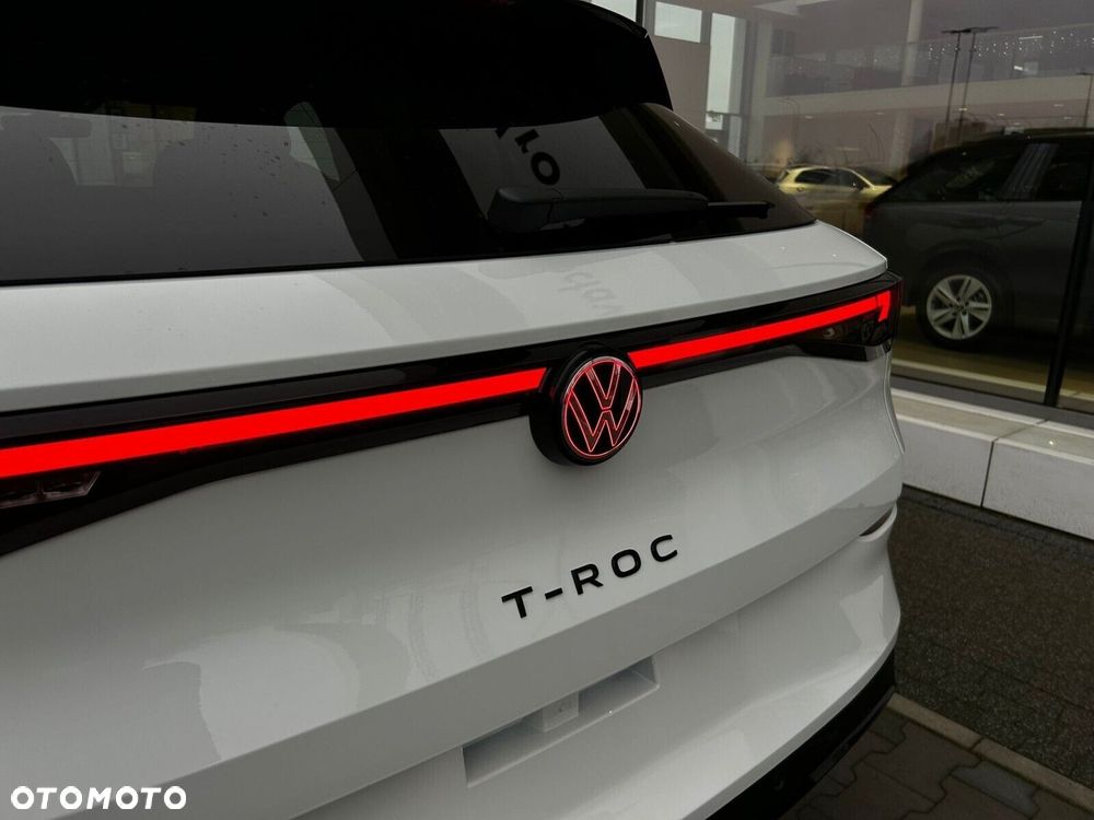 Volkswagen T-Roc - 8