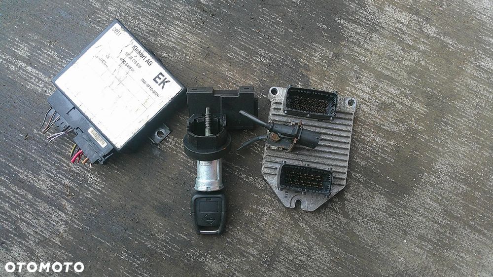 OPEL VECTRA C 1.8 16V IMMO ZESTAW STARTOWY 09158689 - 1