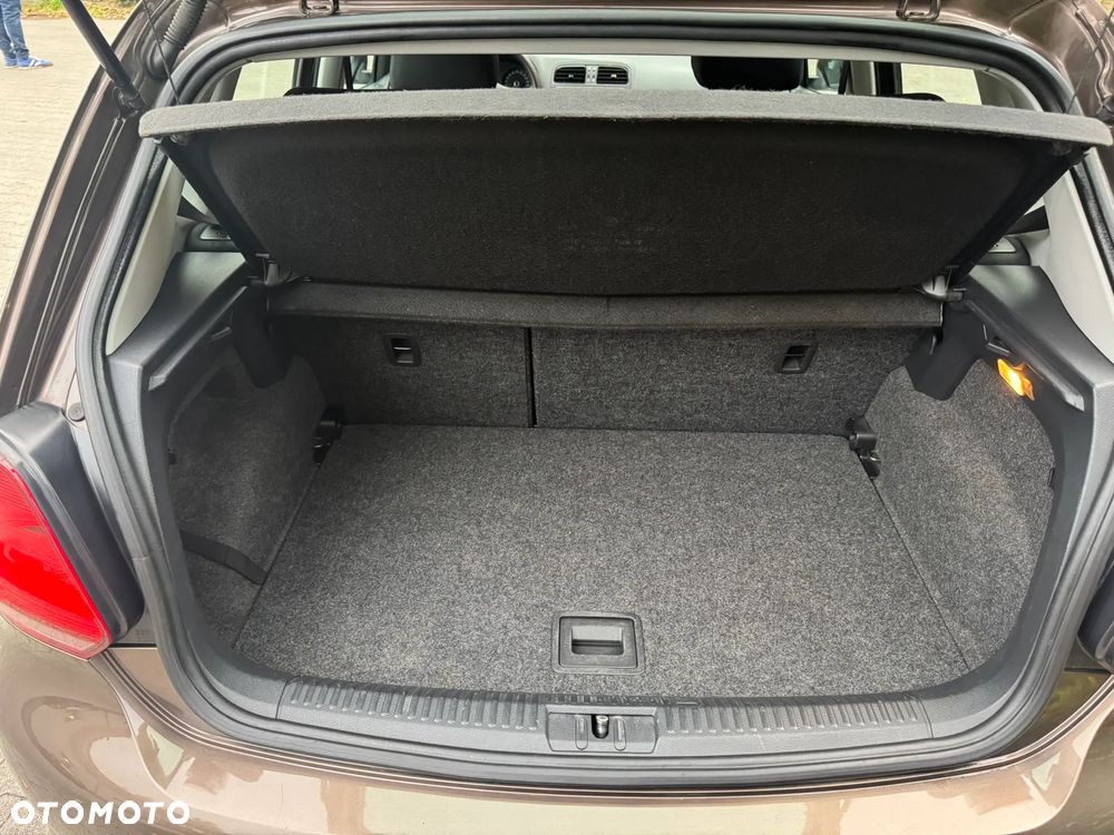Volkswagen Polo - 12