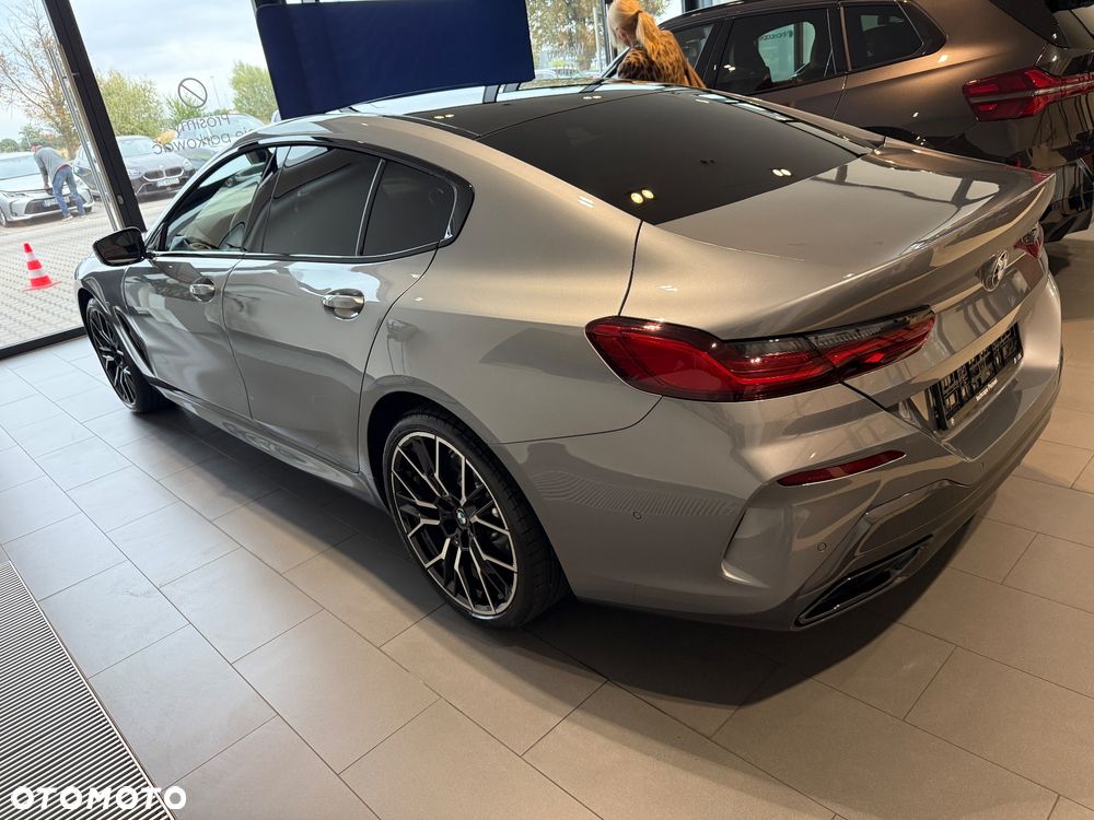 BMW Seria 8 - 17
