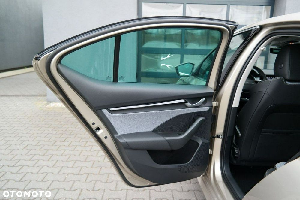 Skoda Octavia - 25